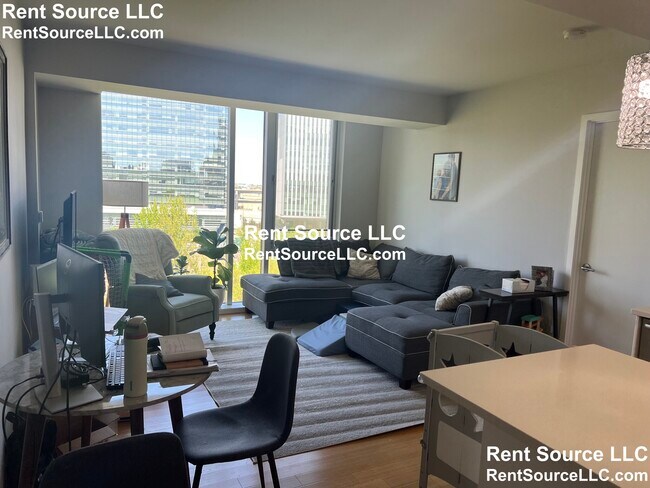 Foto del edificio - 2 Earhart St