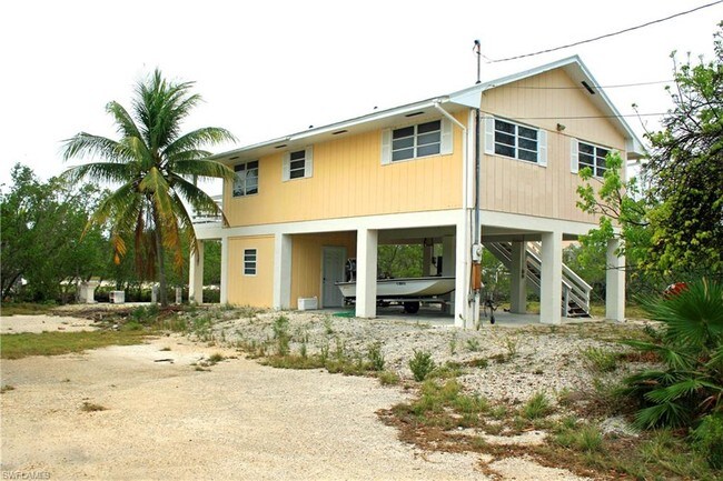 Building Photo - 3684 Landers St