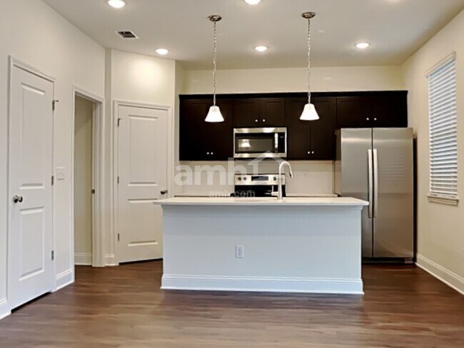 Building Photo - 151 Elcano Ln