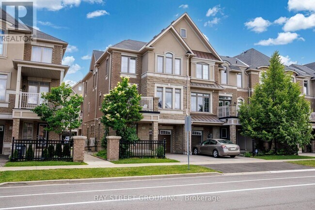 Building Photo - 2564 Grand Oak Trail