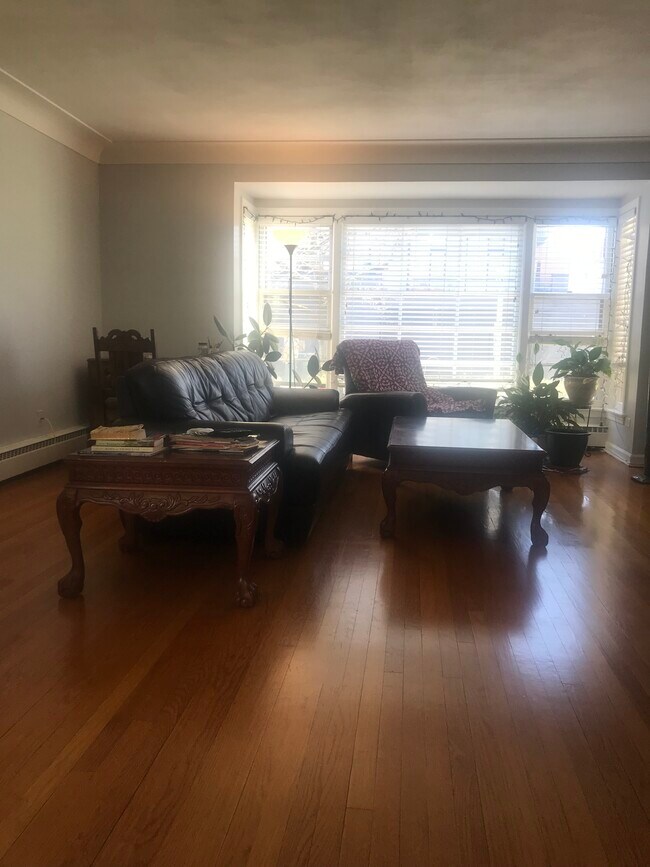 Foto del edificio - 152 N Euclid Ave