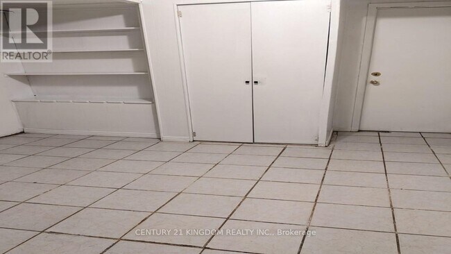 Photo du bâtiment - 10 Shoreview Dr