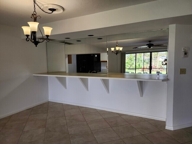 Foto del edificio - 7141 Golden Eagle Ct