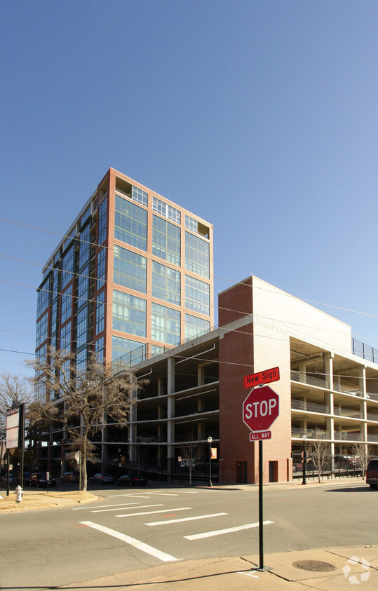 Building Photo - River Market Tower