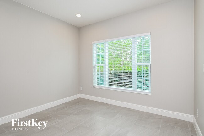 Foto del edificio - 9309 Oglethorpe Dr