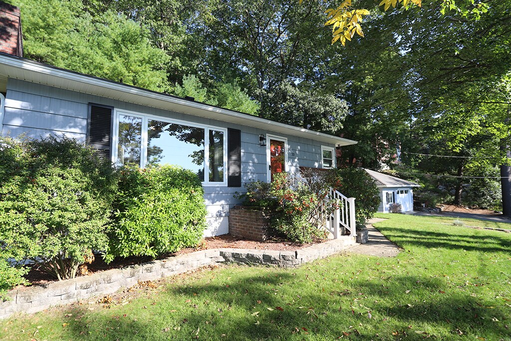 33 Keyes Rd, Westford, MA 01886 House Rental in Westford, MA