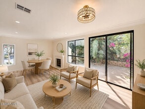 Building Photo - 451 Pavarotti Dr