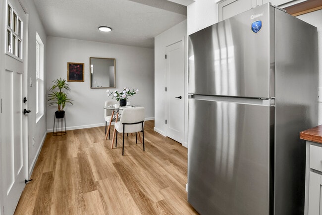 Building Photo - A Southern-Inspired Retreat in the Heart of Springfield