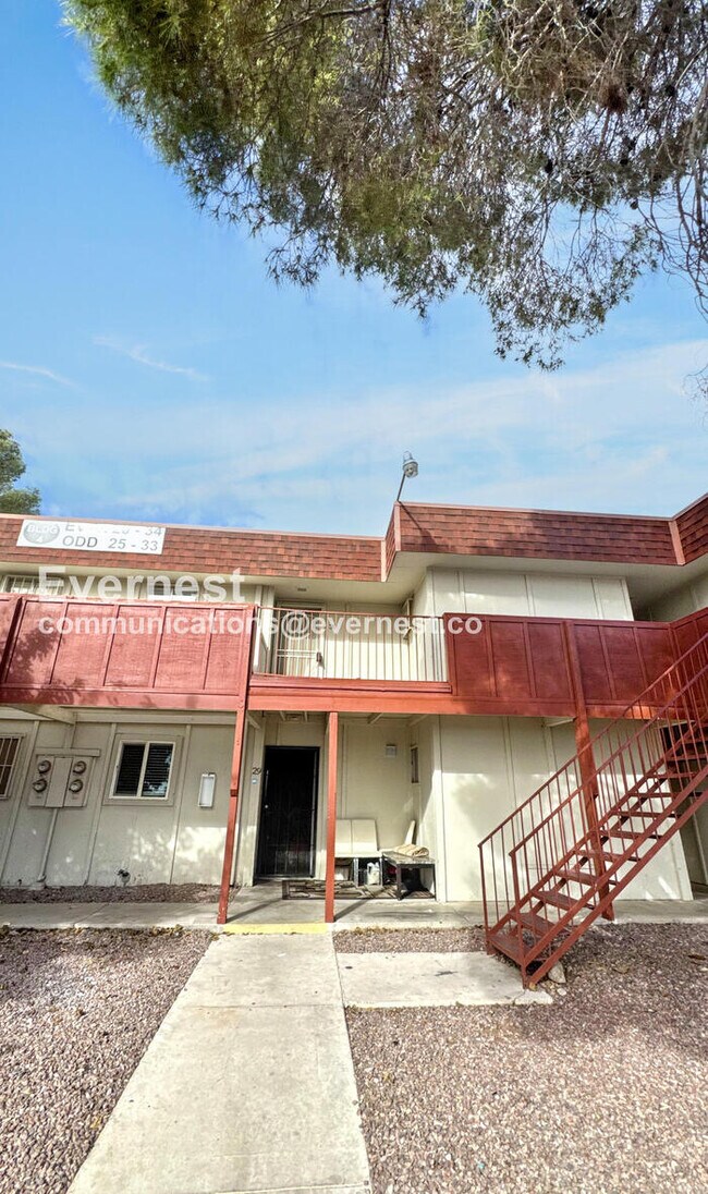 Building Photo - PROMO: Get ONE MONTH FREE when you sign a 15-month lease. / 2 Bed/2 Bath Condo with Essential Ame...