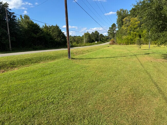 Foto del edificio - 5282 Boy Scout Camp Rd