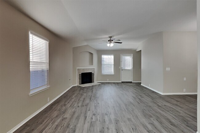 Foto del edificio - 19923 Juniper Berry Dr