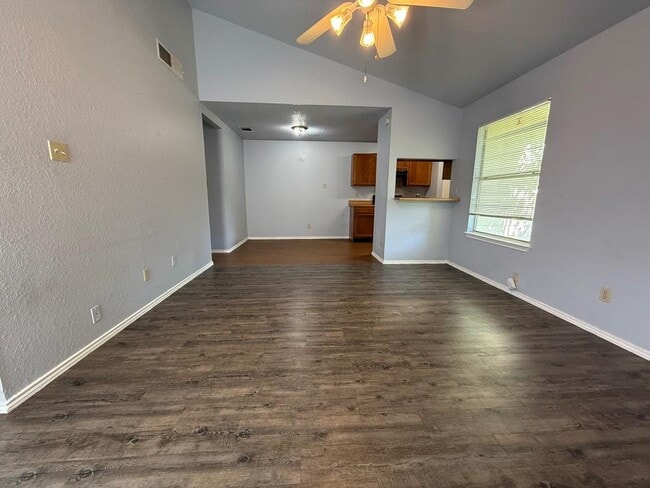 Building Photo - 1200 Orchard Park Cir
