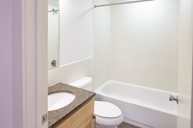 Interior Photo - Clyde Manor