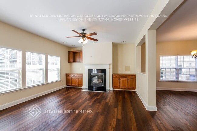 Foto del edificio - 112 Waterlynn Club Dr