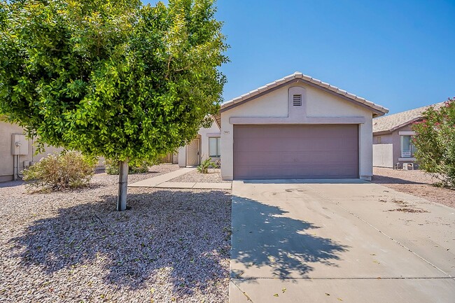 Building Photo - Mesa home near Skyline Park!