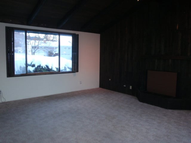 Building Photo - 920 Parkview Way