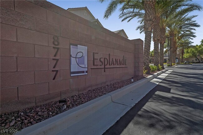 Foto del edificio - 8777 W Maule Ave
