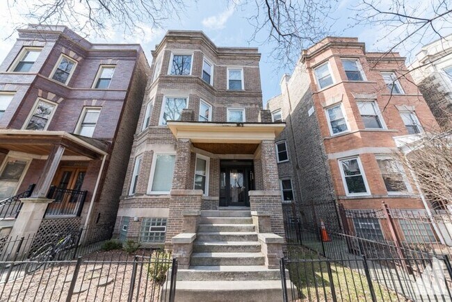 Building Photo - 3716 N Racine Ave