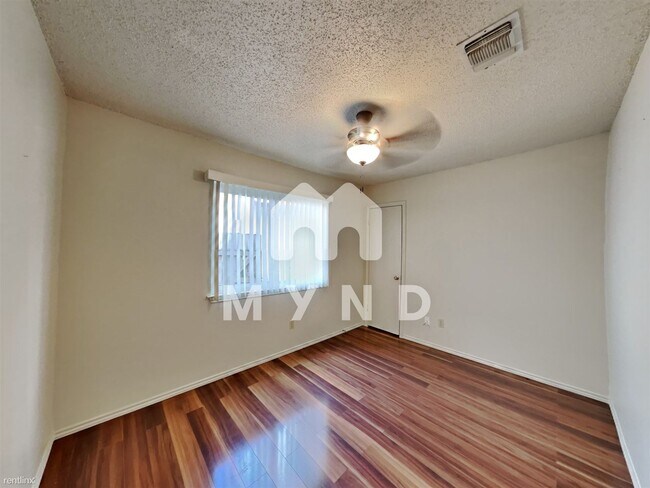 Foto del edificio - 3 br, 2 bath House - 189 Meadowland