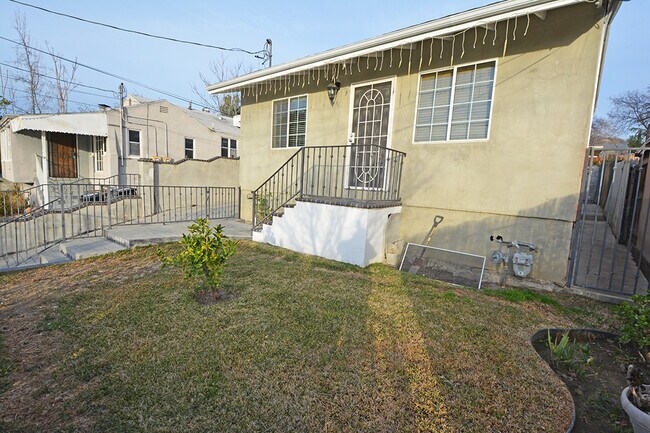 Foto del edificio - 10540 Redmont Ave