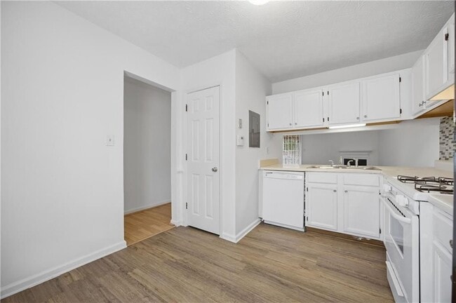 Foto del edificio - 4066 Heritage Valley Ct