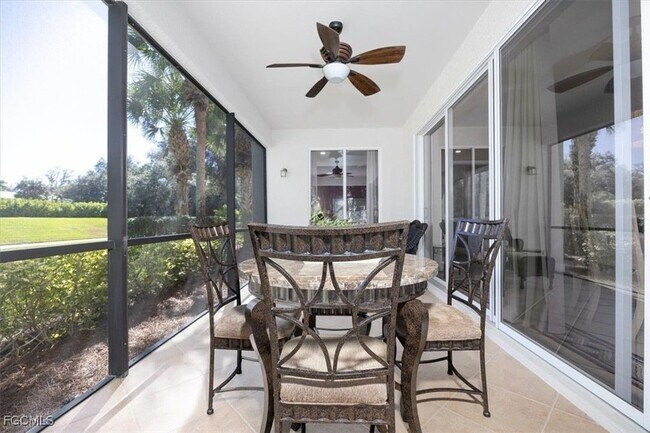Foto del edificio - 13091 Pebblebrook Ridge Ct