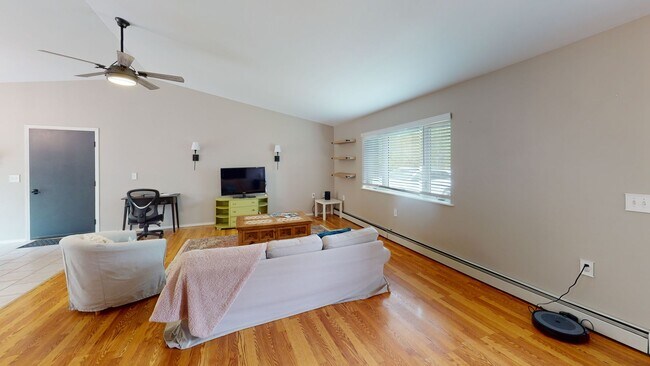 Foto del edificio - Available Now! Modern 3bed 2bath Home with Garage in North Pole