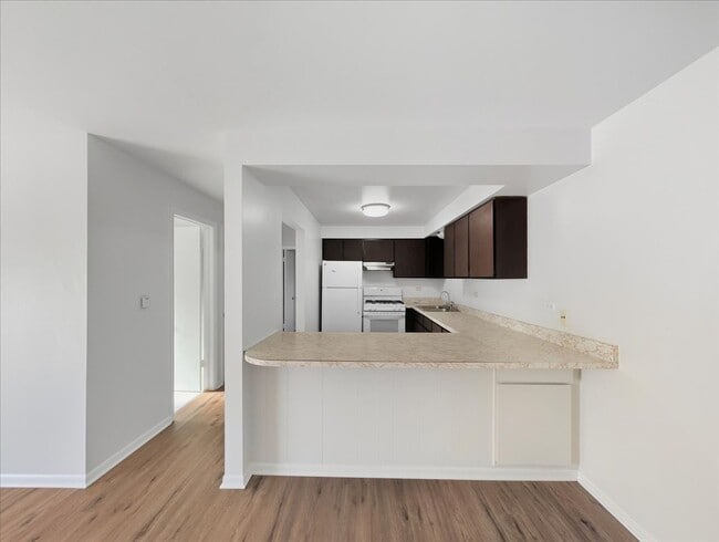 Building Photo - 122 W Washington St