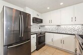 Foto principal - 5942 Rancho Mission Rd