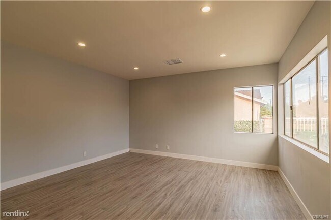 Foto del edificio - 2 br, 2 bath Duplex - 10359 Telfair Ave