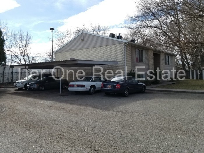 Building Photo - 228 E Crestone Ave