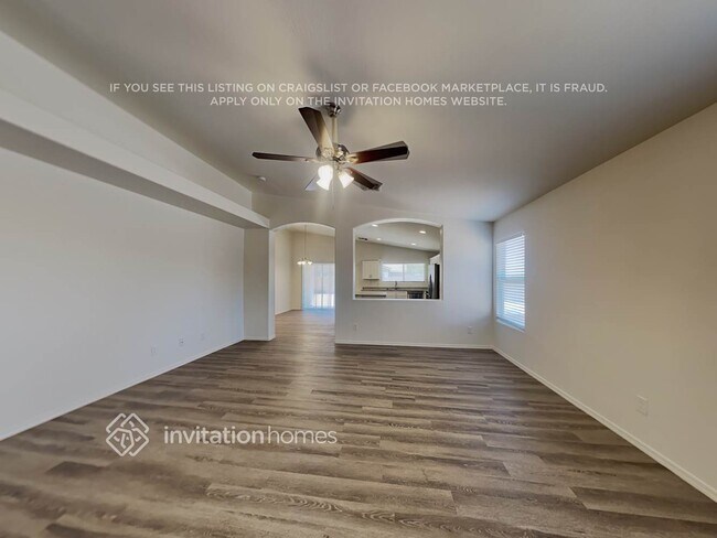 Foto del edificio - 16749 W Washington St