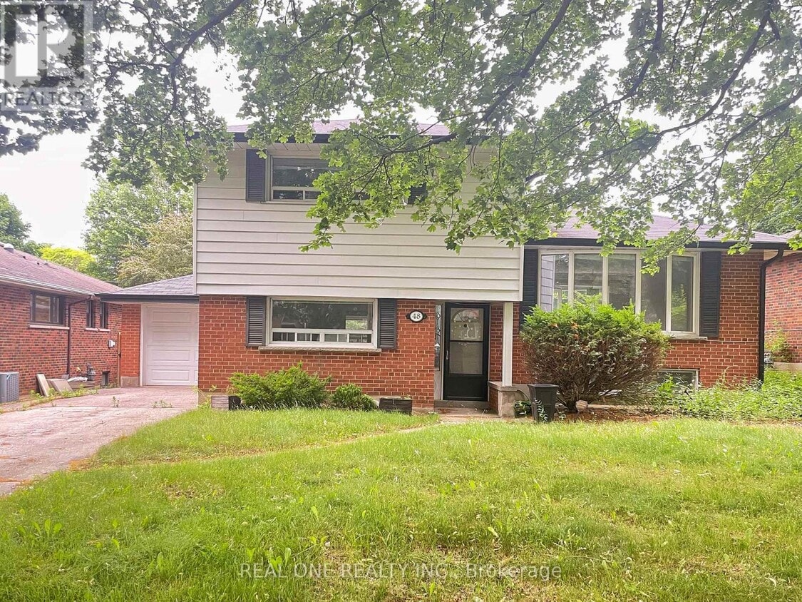 Primary Photo - 48 Lionel Heights Crescent