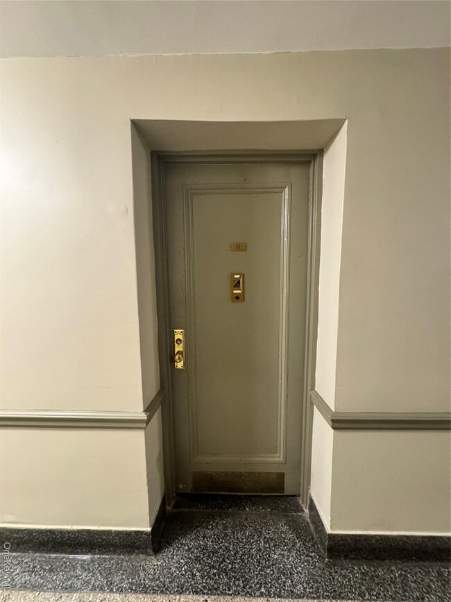 Foto del edificio - 555 Broadway