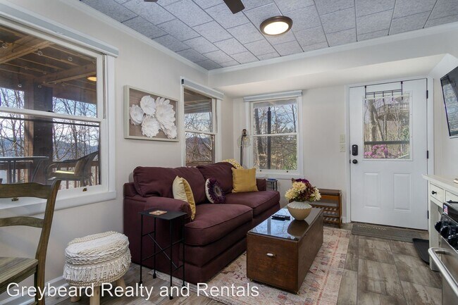 Building Photo - 1 br, 1 bath House - 94 Westminster Terrace