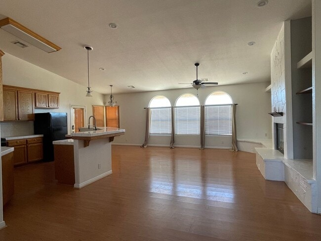 Building Photo - Coming Soon!! Beautiful and Maintained
