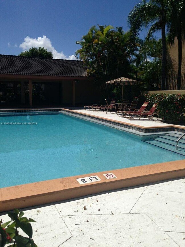 Foto del edificio - 13444 SW 62nd St