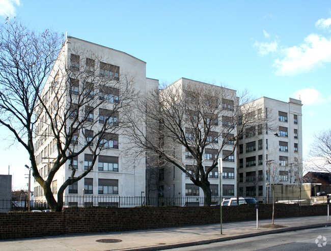 Foto del edificio - Johnston Square Apartments