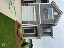 Building Photo - 2840 Egert Dr