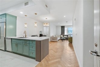 Building Photo - 468 Caruso Ave