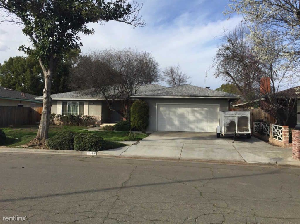 Primary Photo - 3114 E Sample Ave