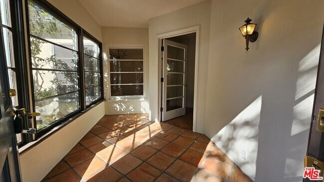 Building Photo - 2201 Cloverfield Blvd
