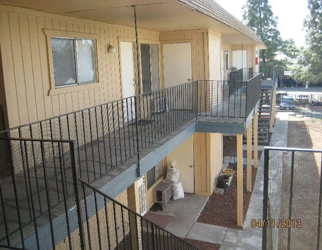 Building Photo - Delta Breeze Apartments