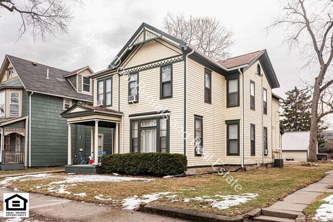 Foto del edificio - 1011 W Wayne St