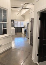 Building Photo - 410 Wellons St