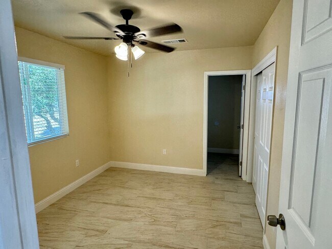 Foto del edificio - Your new home is here! Enjoy the charm of ...