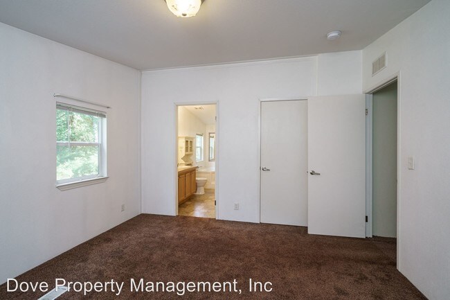 Building Photo - 3 br, 2 bath House - 392 Newquist Road