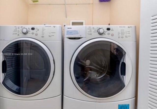 Foto del edificio - 1919 Van Buren St