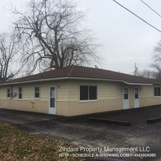 Building Photo - 204 E Collett St