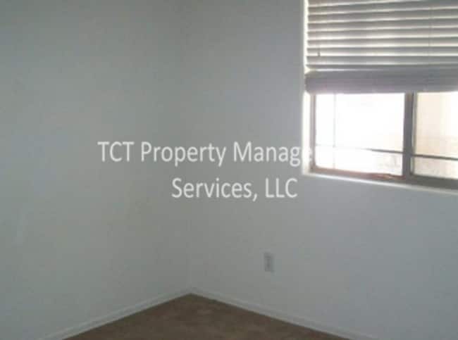 Foto del edificio - 3 bed/2 bath near Cardinal Stadium!